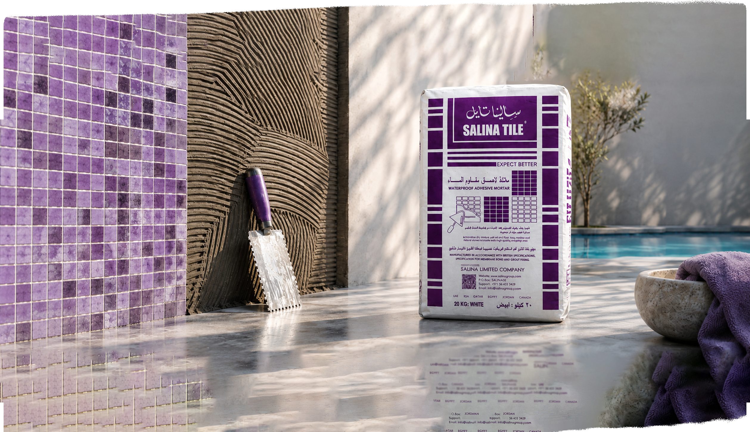 Salina tile glue applied with notched trowel for ceramic tile installation